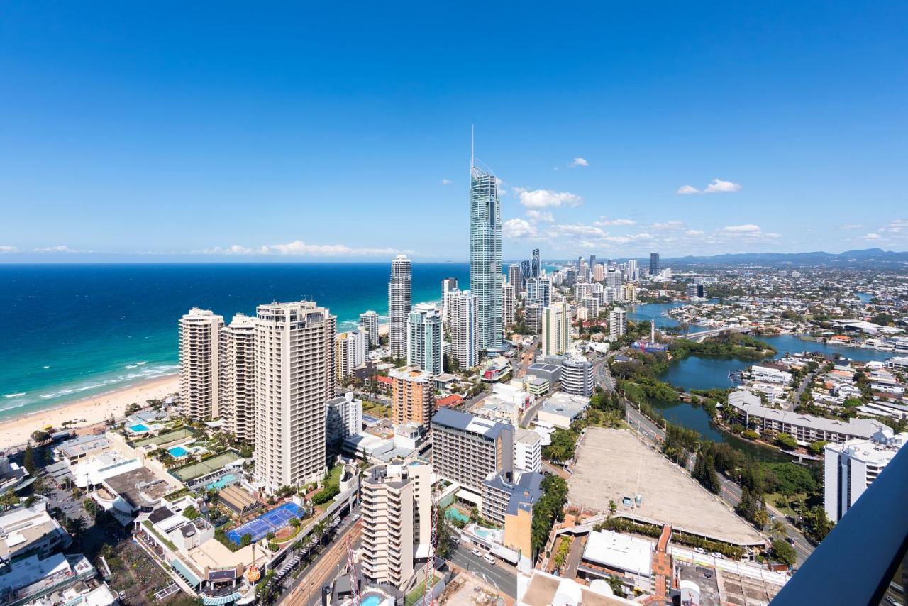 Circle On Cavill - Hosted By Coastal Letting Apartment Gold Coast Exterior photo